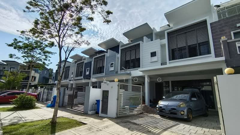 Emerald @ TTDI Alam Impian untuk Untuk Disewa - RM 2,200 /bulan, Mac 2026 - Exterior - PropertyGuru.com.my