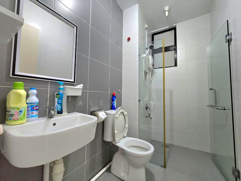 Service Residence for Rent at The Platino Serviced Apartment - Alex Lim - Bathroom - PropertyGuru.com.my