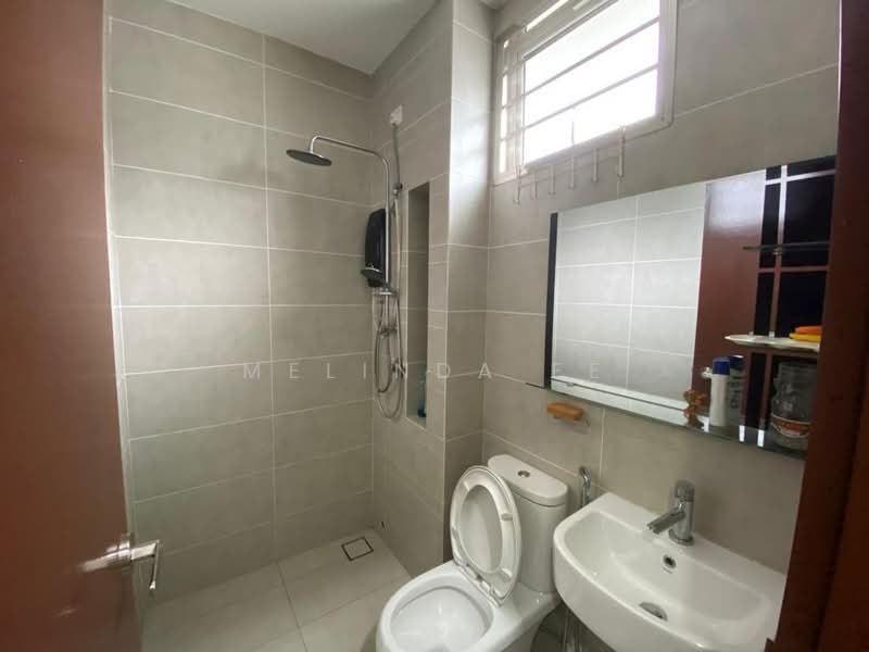 Taman Seri Austin untuk Untuk Dijual - RM 860,000, Mac 2026 - Bathroom - PropertyGuru.com.my