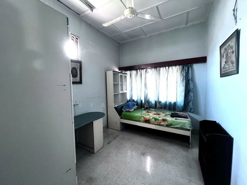 Semi-Detached House for Sale in Kuala Lumpur (Kuala Lumpur) - Ryan Tan - Bedroom - PropertyGuru.com.my
