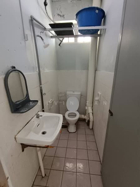 Condominium for Sale at Mutiara Condominium - Kelvin Tan - Bathroom - PropertyGuru.com.my