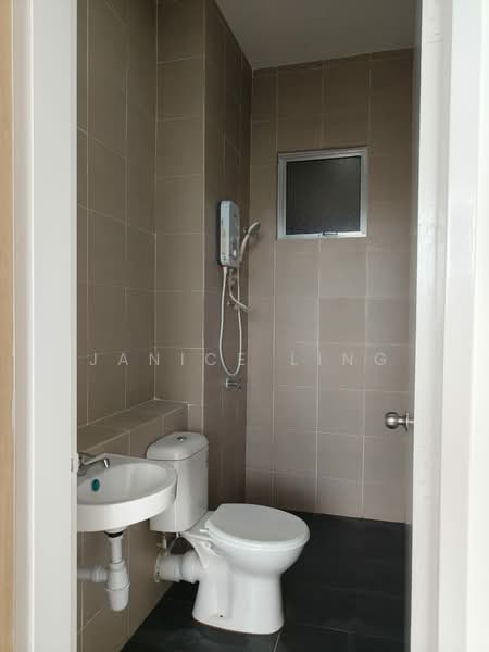 Apartment for Rent at Seri Topaz - Janice Ling - Bathroom - PropertyGuru.com.my