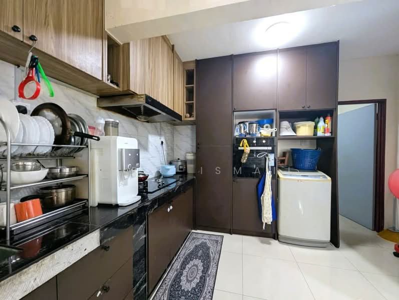 Taman Selayang Mulia untuk Untuk Dijual - RM 560,000, Mac 2026 - Kitchen - PropertyGuru.com.my