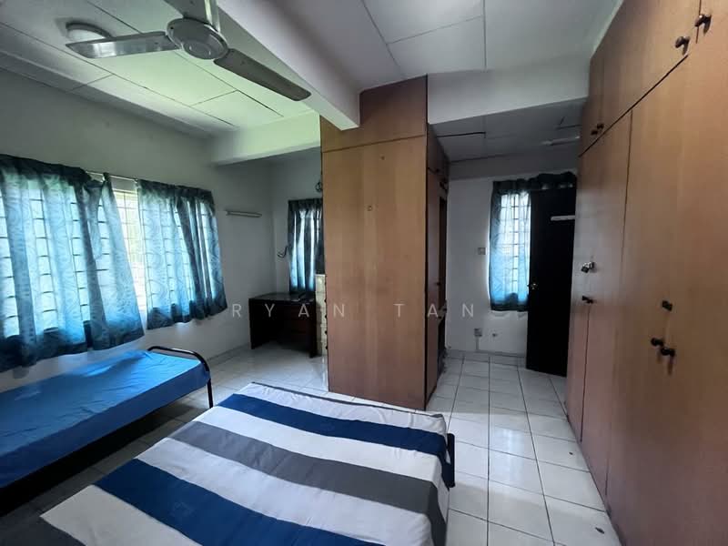 Jalan Ipoh untuk Untuk Dijual - RM 1,680,000, Mac 2026 - Bedroom - PropertyGuru.com.my