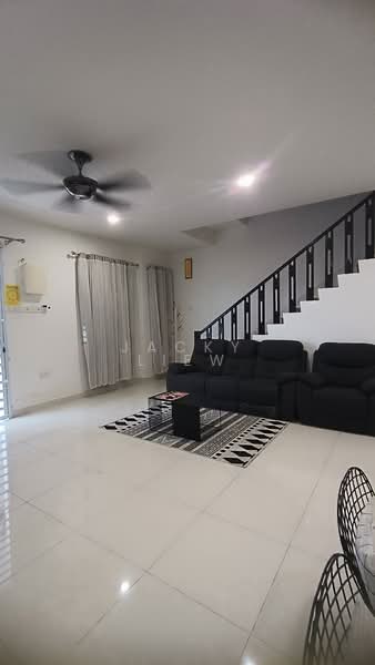 Taman Bercham Tropicana untuk Untuk Dijual - RM 650,000, Apr 2026 - Living Room - PropertyGuru.com.my