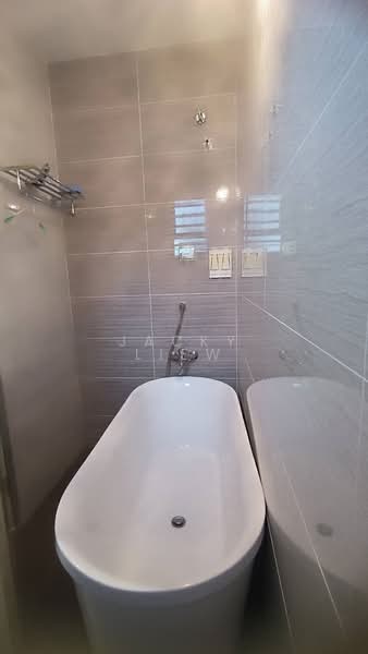Taman Bercham Tropicana untuk Untuk Dijual - RM 650,000, Apr 2026 - Bathroom - PropertyGuru.com.my