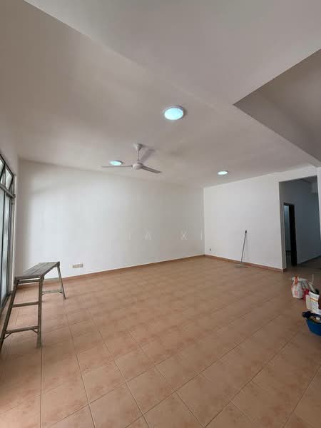 2-storey Terraced House for Rent in Taman Setia Indah (Tebrau) - Jax Yip - Living Room - PropertyGuru.com.my