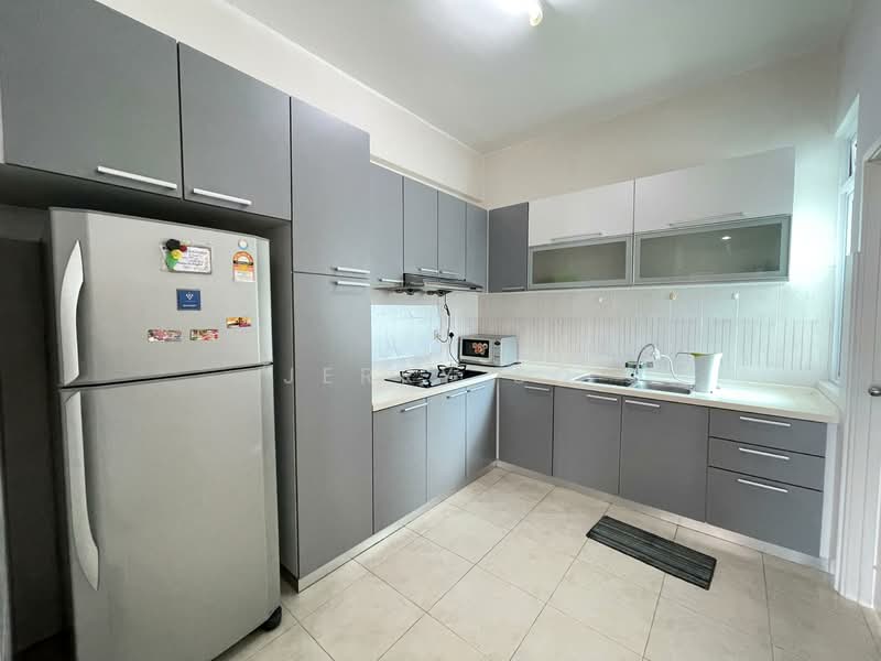 Condominium for Sale at Bayswater Resort Condominium - Jerry So - Kitchen - PropertyGuru.com.my