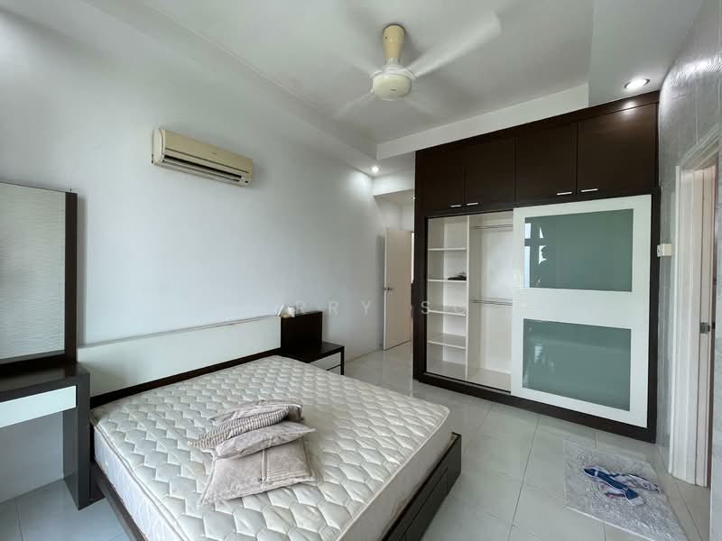 Condominium for Sale at Bayswater Resort Condominium - Jerry So - Bedroom - PropertyGuru.com.my