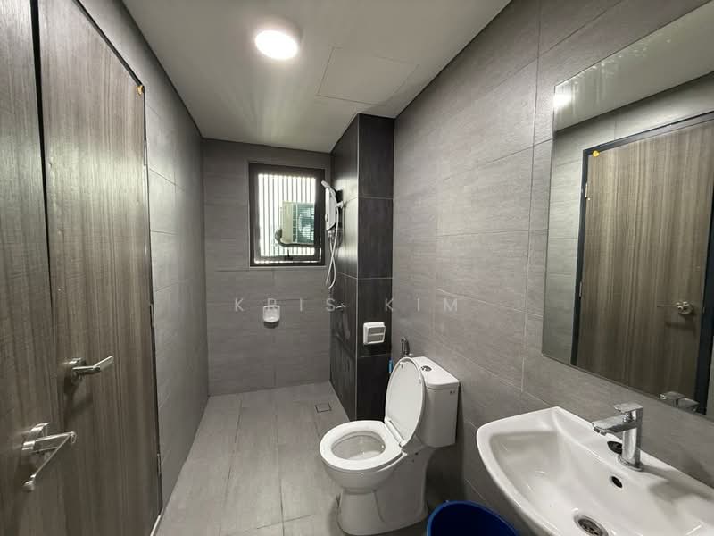 The New Duo @ Edumetro untuk Untuk Disewa - RM 2,500 /bulan, Mac 2026 - Bathroom - PropertyGuru.com.my