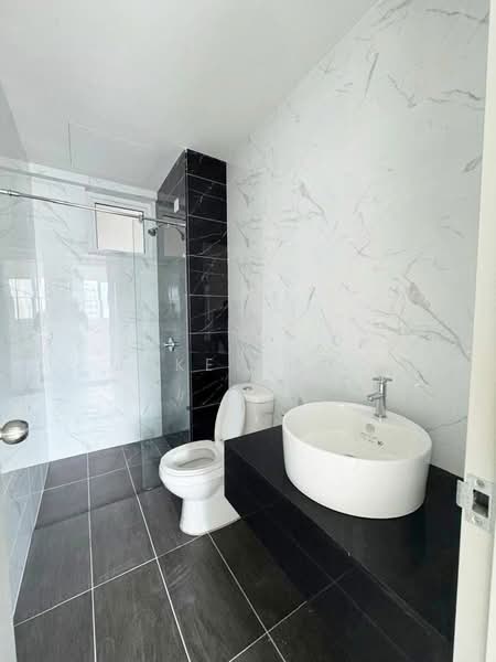Kondominium untuk Dijual di The Zen - Jake Khoo - Bathroom - PropertyGuru.com.my