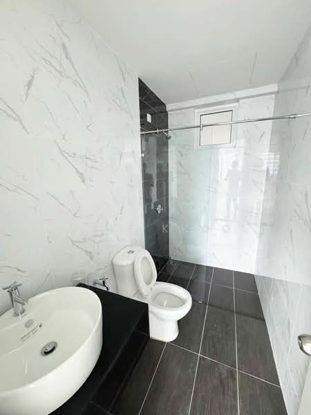Kondominium untuk Dijual di The Zen - Jake Khoo - Bathroom - PropertyGuru.com.my