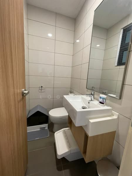 Condominium for Sale at Avara - Loges . - Bathroom - PropertyGuru.com.my