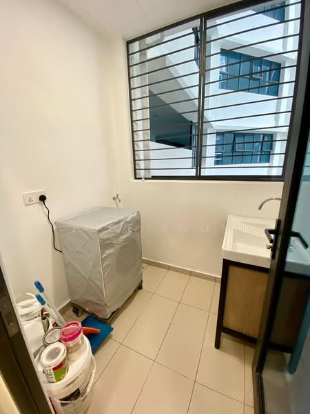 Condominium for Rent at Queens Residences Q1 @ Queens Waterfront - Febe Soon - Interior - PropertyGuru.com.my