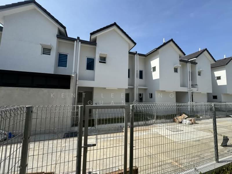 1.5-storey Terraced House for Sale in Kota Bayuemas (Klang) - Kent Lee Jing Guang - Exterior - PropertyGuru.com.my