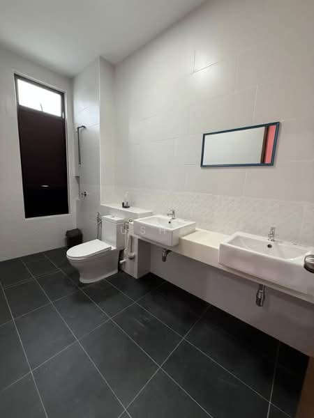 Terraced House for Sale in Kota Masai (Pasir Gudang) - Usha - Bathroom - PropertyGuru.com.my