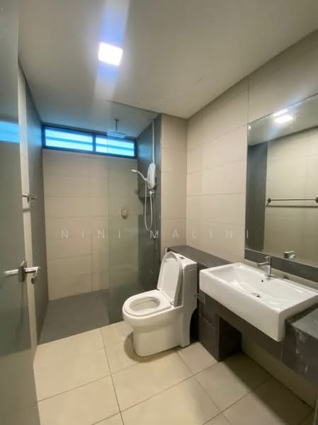 Serini Melawati untuk Untuk Disewa - RM 3,000 /bulan, Mac 2026 - Bathroom - PropertyGuru.com.my