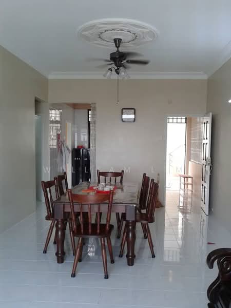 Condominium for Rent at Eden Seaview Condominium - William Lim - Dining Room - PropertyGuru.com.my