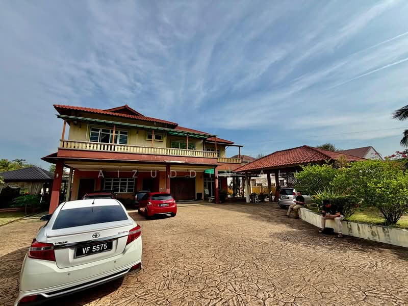 Bungalow for Sale in Country Heights (Kajang) - Aizuddin Ali - Exterior - PropertyGuru.com.my
