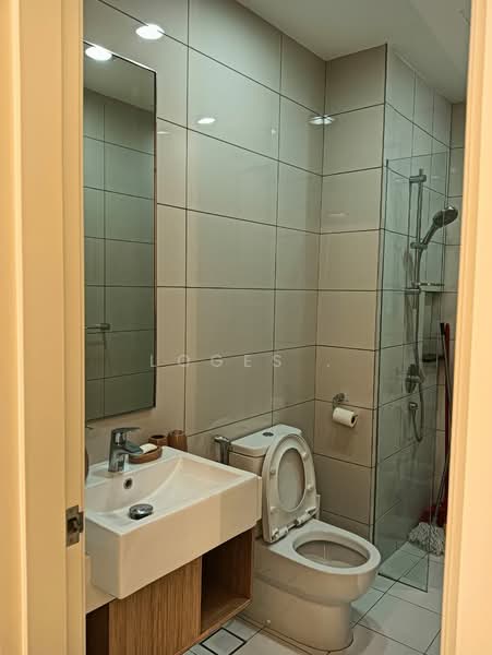 Condominium for Sale at Avara - Loges . - Bathroom - PropertyGuru.com.my