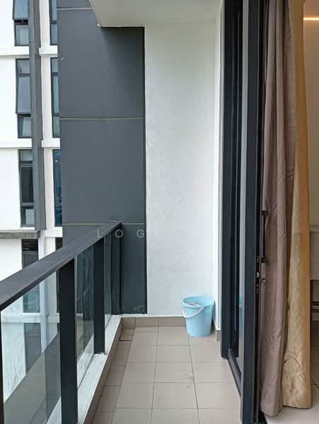 Condominium for Sale at Avara - Loges . - Balcony - PropertyGuru.com.my