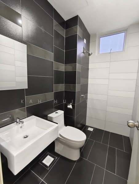 Condominium for Rent at The Sky @ Tripark - Kah Hui Teoh - Bathroom - PropertyGuru.com.my