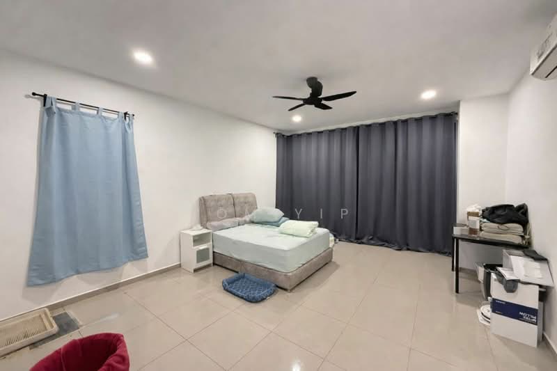 2-storey Terraced House for Sale in Bandar Tasik Puteri (Rawang) - Tom Yip - Bedroom - PropertyGuru.com.my