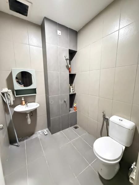 2-storey Terraced House for Sale in Bandar Tasik Puteri (Rawang) - Tom Yip - Bathroom - PropertyGuru.com.my