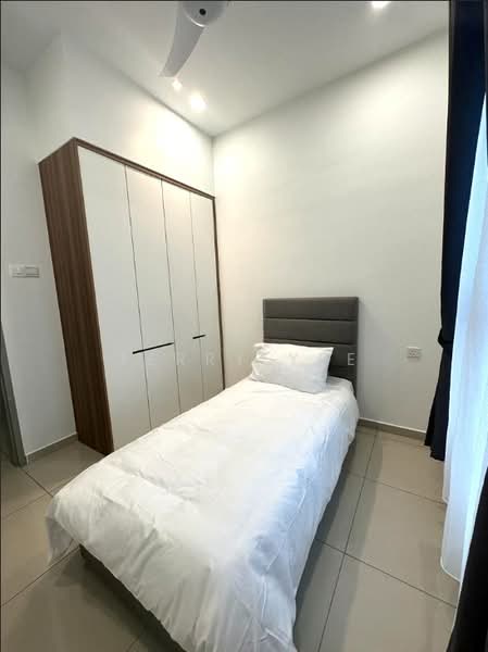 B11 Parkland Residence untuk Untuk Dijual - RM 450,000, Mac 2026 - Bedroom - PropertyGuru.com.my