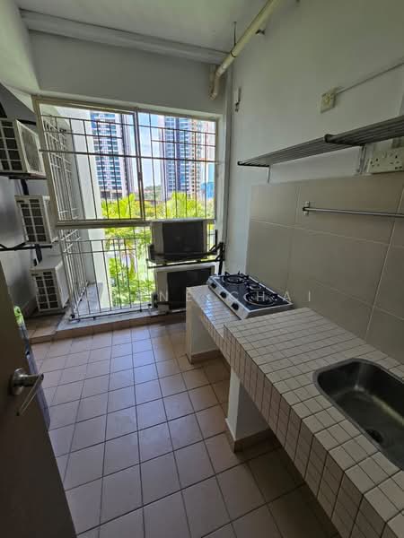 Condominium for Rent at Kiaramas Sutera - Joane Chai - Kitchen - PropertyGuru.com.my