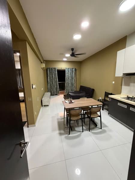 Condominium for Rent at Amberside @ Country Garden Danga Bay - Sherlyn Ting - Living Room - PropertyGuru.com.my