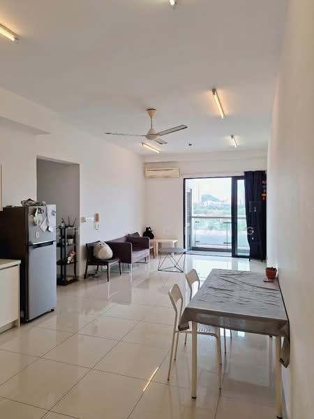 Glomac Centro Service Apartment untuk Untuk Disewa - RM 2,100 /bulan, Mac 2026 - Living Room - PropertyGuru.com.my