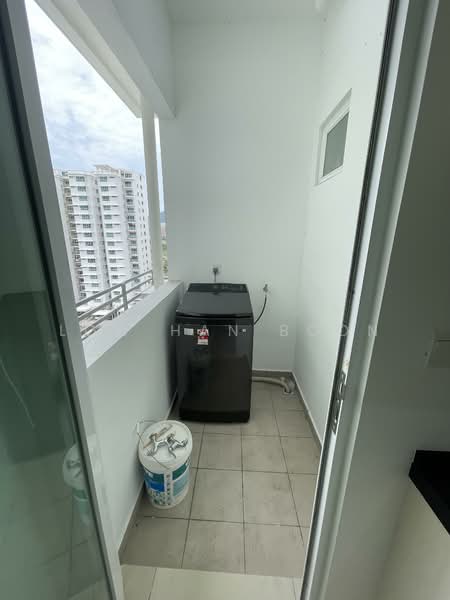 SummerSkye Residences untuk Untuk Disewa - RM 1,800 /bulan, Mac 2026 - Balcony - PropertyGuru.com.my