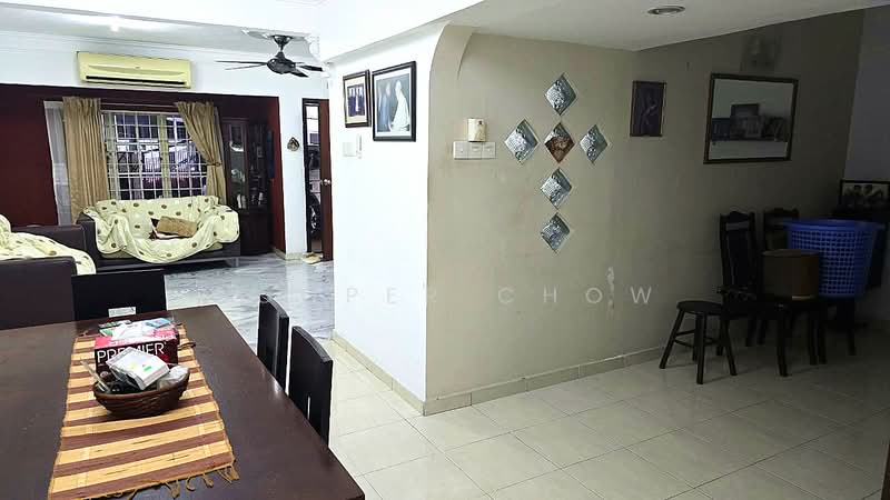 2.5-storey Terraced House for Sale in Gasing Indah (Petaling Jaya) - Cooper Chow - Living Room - PropertyGuru.com.my