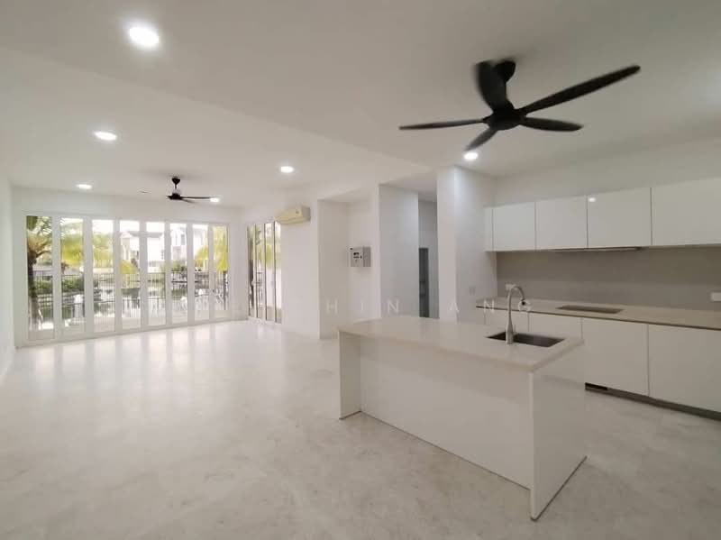 Terraced House for Rent in Johor Bahru (Johor) - Bee Chin Ang - Living Room - PropertyGuru.com.my