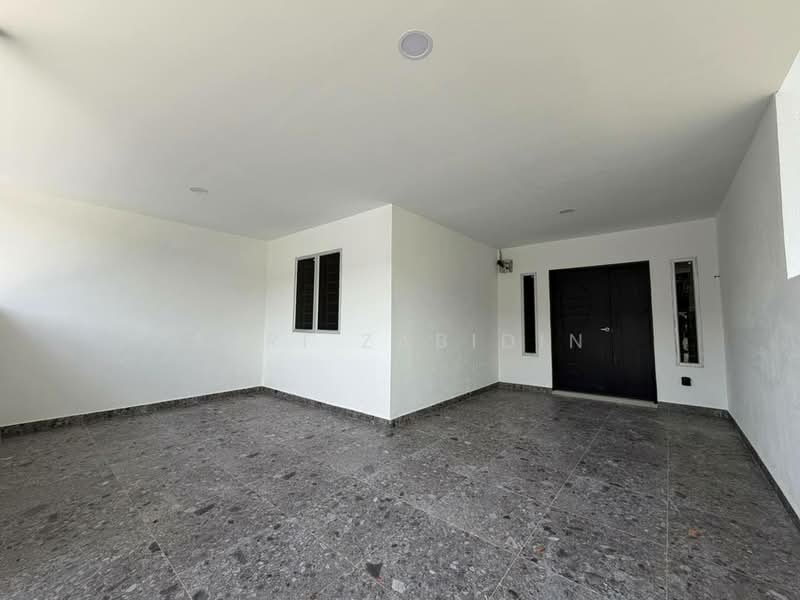 Terraced House for Sale in Klang (Selangor) - Azri Zabidin - Entrance - PropertyGuru.com.my