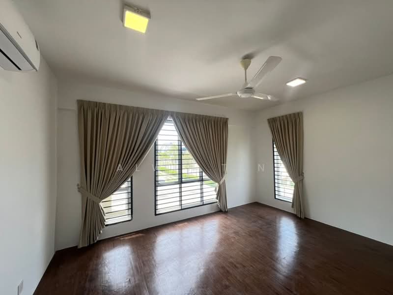 2-storey Terraced House for Rent in Dengkil (Selangor) - Alwin Tan - Master Bedroom - PropertyGuru.com.my