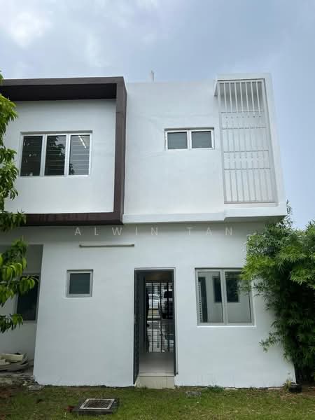 2-storey Terraced House for Rent in Dengkil (Selangor) - Alwin Tan - Exterior - PropertyGuru.com.my