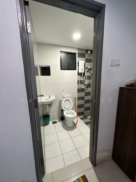 Manhattan Condominium untuk Untuk Disewa - RM 2,000 /bulan, Mac 2026 - Bathroom - PropertyGuru.com.my