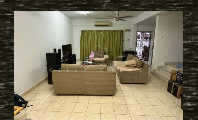 2-storey Terraced House for Sale in Taman Putra Prima (Puchong) - Kelly Chong - Living Room - PropertyGuru.com.my