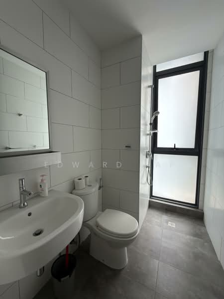 For Rent - Twy Duplex Condos