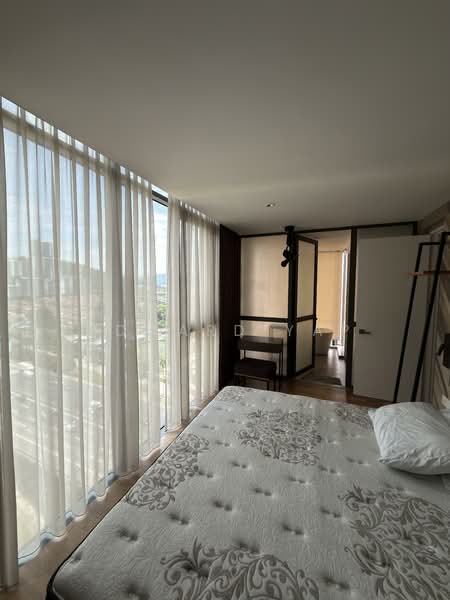 For Rent - Twy Duplex Condos