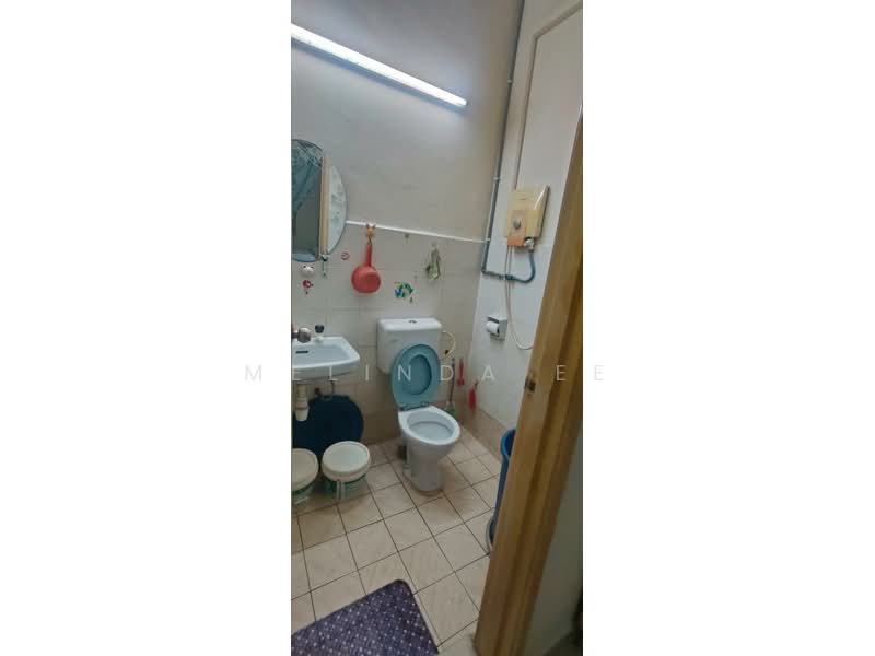 1-storey Terraced House for Sale in Bandar Indahpura (Kulai) - Melinda Ee - Bathroom - PropertyGuru.com.my