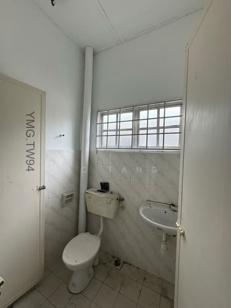 Terraced House for Sale in Taman Sentosa (Klang) - KC Tang - Bathroom - PropertyGuru.com.my