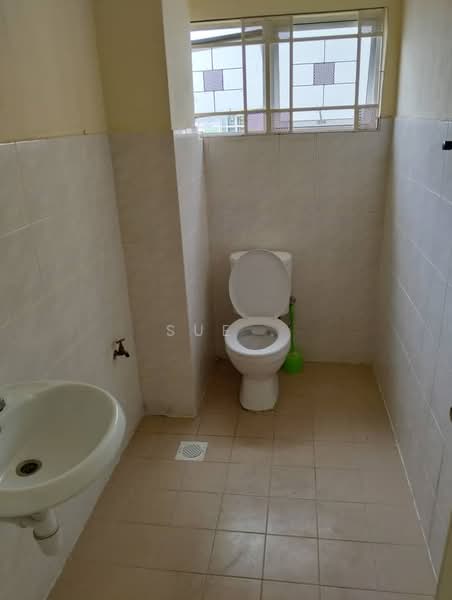 Kepong Sentral Condominium untuk Untuk Dijual - RM 280,000, Mac 2026 - Bathroom - PropertyGuru.com.my
