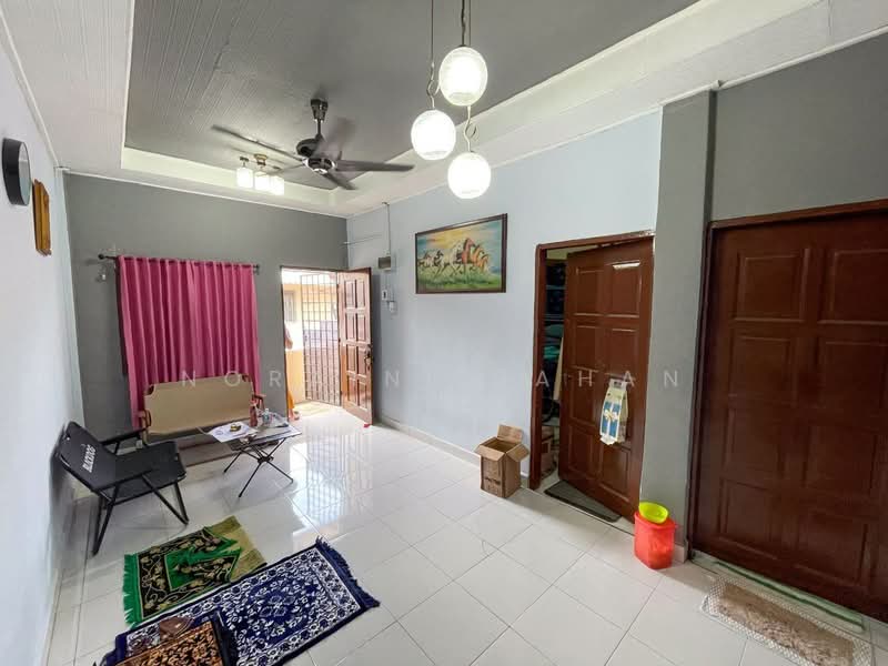 Taman Batu untuk Untuk Dijual - RM 150,000, Mac 2026 - Living Room - PropertyGuru.com.my