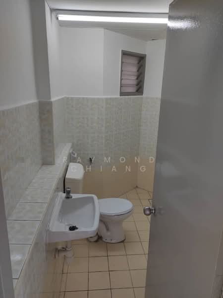 Menara Menjalara untuk Untuk Dijual - RM 465,111, Mac 2026 - Bathroom - PropertyGuru.com.my