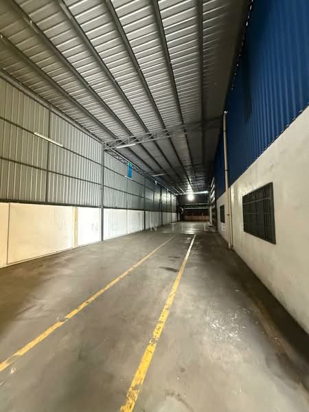 Warehouse for Rent in Kawasan Perindustrian Kundang (Rawang) - Vincent Lee - Interior - PropertyGuru.com.my