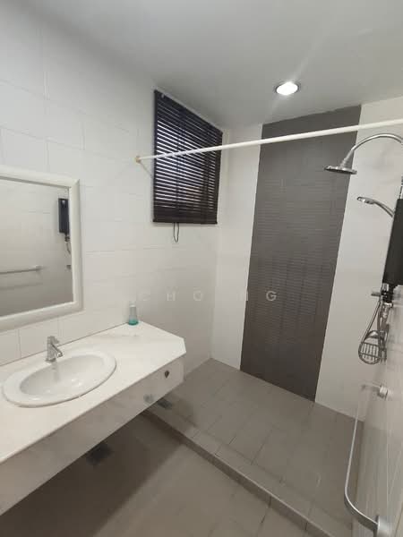 Condominium for Sale at Adora Courtyard Apartments - Echo Ng - Bathroom - PropertyGuru.com.my