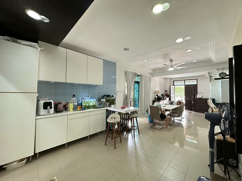 Semi-Detached House for Sale in Johor Bahru (Johor) - Lau Ping Ting - Kitchen - PropertyGuru.com.my